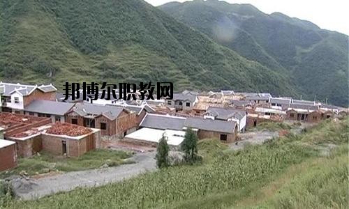 納雍中等職業(yè)學(xué)校2020年報名條件、招生要求、招生對象