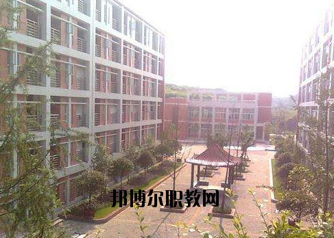 樂清虹橋職業(yè)技術(shù)學(xué)校怎么樣，好不好