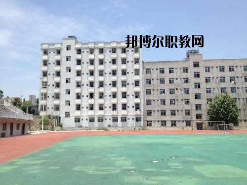 貴州省電子工業(yè)學(xué)校2020年報(bào)名條件、招生要求、招生對(duì)象
