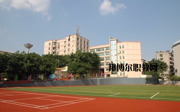 重慶鐵路運輸高級技工學(xué)校2020年報名條件、招生要求、招生對象