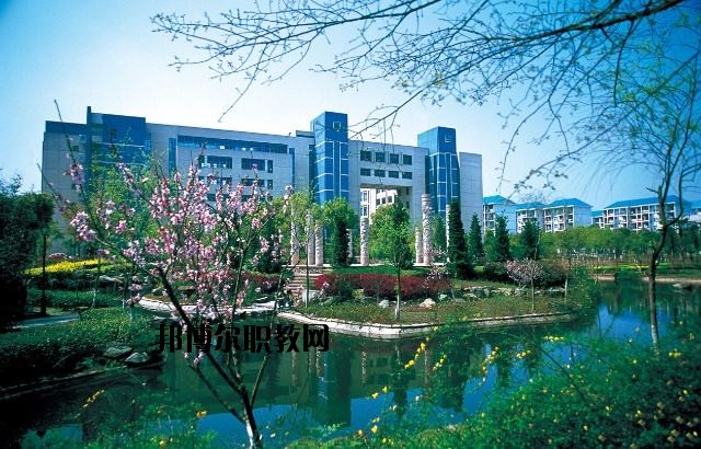 通山職教中心2020年報(bào)名條件、招生要求、招生對(duì)象