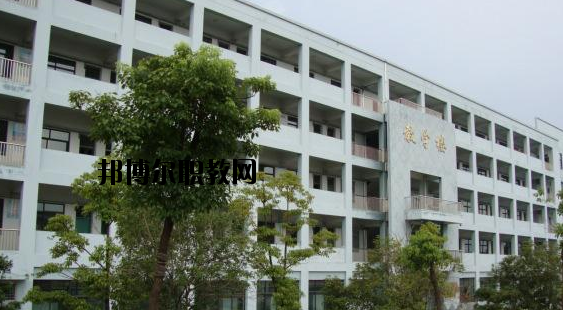 寧波興港職業(yè)高級中學(xué)怎么樣，好不好