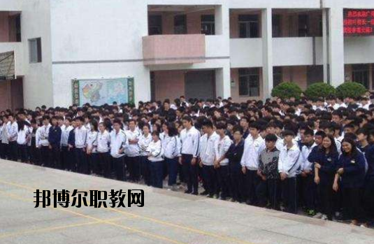臺山技工學(xué)校2020年報名條件、招生要求、招生對象