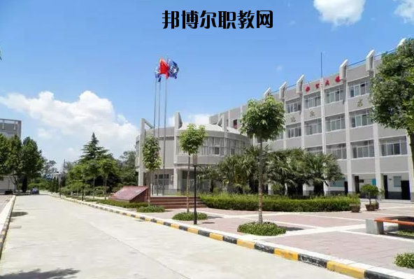 西安高陵區(qū)職業(yè)技術(shù)教育中心2020年報(bào)名條件、招生要求、招生對象 