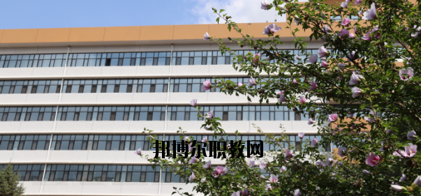 甘肅工業(yè)技師學(xué)院怎么樣、好不好