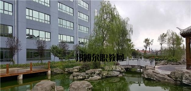 息烽縣職業(yè)技術(shù)學(xué)校2020年報(bào)名條件、招生要求