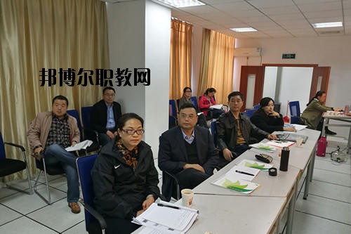通?？h職業(yè)高級中學(xué)地址在哪里