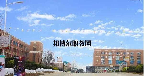 貴陽(yáng)振華藝術(shù)師范職校怎么樣、好不好