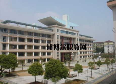 贛州服裝職業(yè)技術(shù)學(xué)校2020年報(bào)名條件、招生要求、招生對象