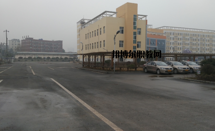 黃石第一技工學(xué)校怎么樣、好不好