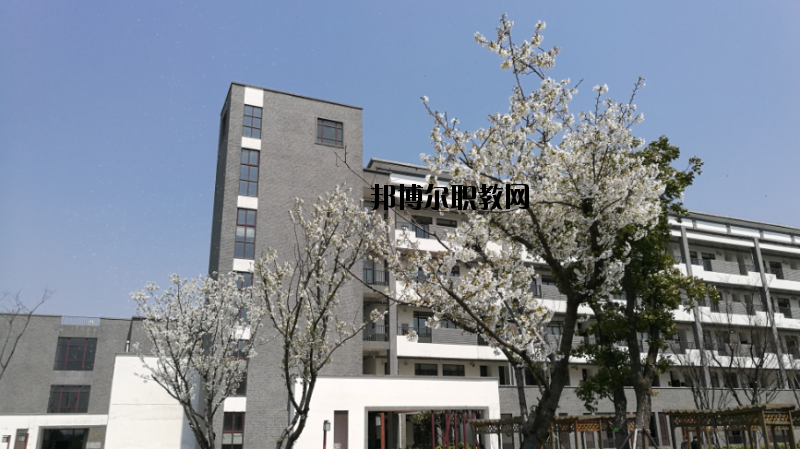 蘇州高等幼兒師范學校2020年報名條件、招生要求、招生對象