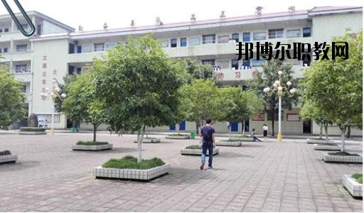 萍鄉(xiāng)福田職業(yè)中學(xué)2020年報名條件、招生要求、招生對象