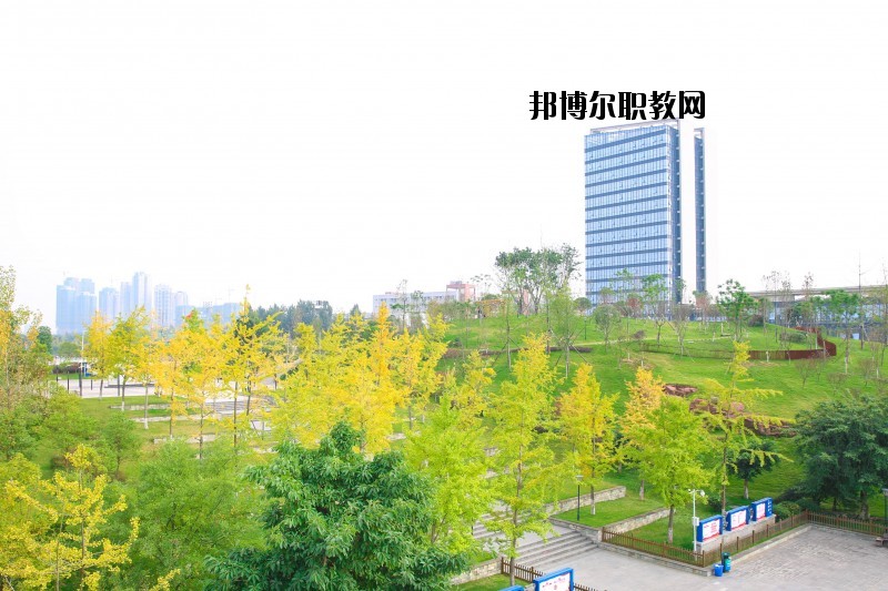 成都市工業(yè)職業(yè)技術(shù)學校2020年招生辦聯(lián)系電話