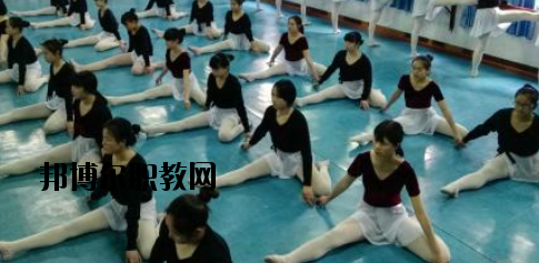 酒泉農(nóng)墾技工學(xué)校2020年學(xué)費(fèi)、收費(fèi)多少