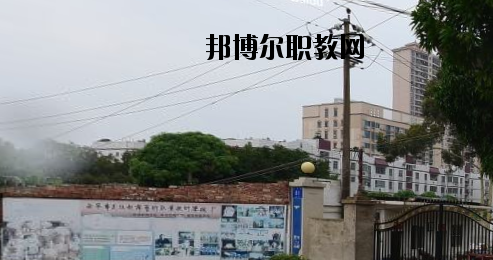 南寧民族歌舞藝術(shù)職業(yè)技術(shù)學(xué)校怎么樣、好不好