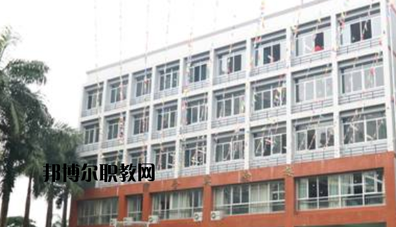 廣西電子高級技工學校2020年報名條件、招生要求、招生對象