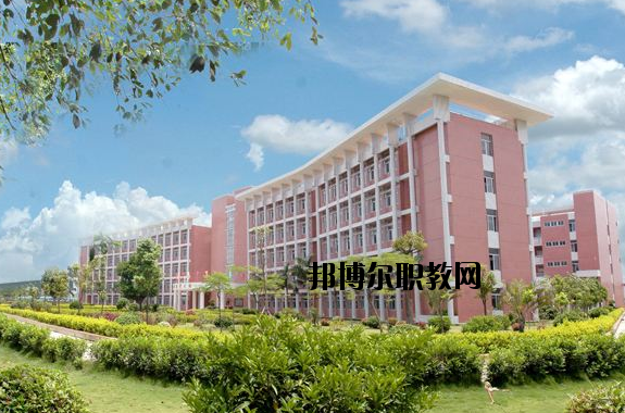 惠來技工學(xué)校2020年報名條件、招生要求、招生對象