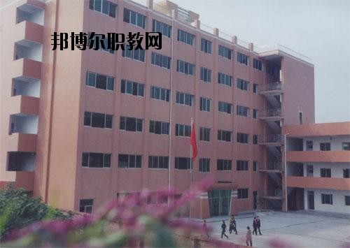 自貢舞蹈學校2020年報名條件、招生要求、招生對象