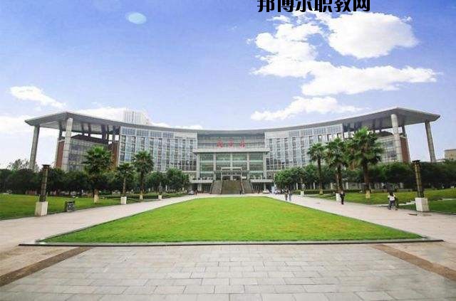 麻城順河高級(jí)職業(yè)中學(xué)2020年報(bào)名條件、招生要求、招生對象