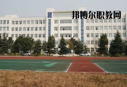 湖北工業(yè)經(jīng)濟學(xué)校1