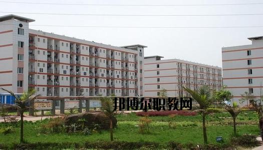 四川機(jī)電技術(shù)學(xué)校2020年報(bào)名條件、招生要求、招生對(duì)象