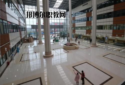 川北醫(yī)學院附屬醫(yī)院護士學校網站網址