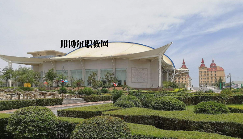 鄭州西亞斯中等專(zhuān)業(yè)學(xué)校網(wǎng)站網(wǎng)址