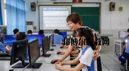 蘭州高新科技學(xué)校2020年學(xué)費、收費多少