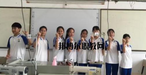 柳州工業(yè)職業(yè)技術(shù)學校2020年招生辦聯(lián)系電話