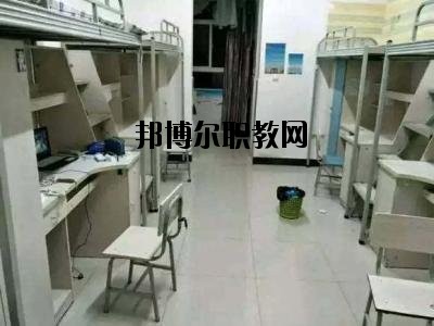墨江縣職業(yè)高級中學2020年你宿舍條件