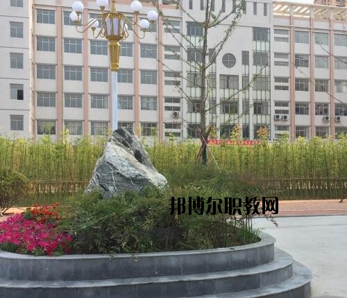 商丘中等專業(yè)學(xué)校怎么樣、好不好