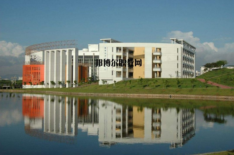公安三星中等職業(yè)學校怎么樣、好不好
