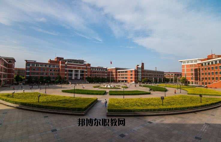 黃州理工中專怎么樣、好不好