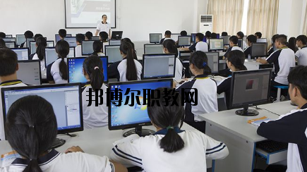 蘭州城關職業(yè)技術學校2020年招生辦聯(lián)系電話