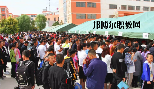 武威涼州區(qū)職業(yè)中等專業(yè)學(xué)校2020年報(bào)名條件、招生要求、招生對(duì)象