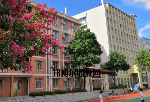 廣東工業(yè)貿(mào)易職業(yè)技術(shù)學(xué)校怎么樣、好不好