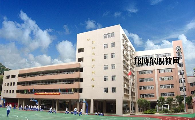 瀾滄縣職業(yè)高級中學(xué)怎么樣、好不好