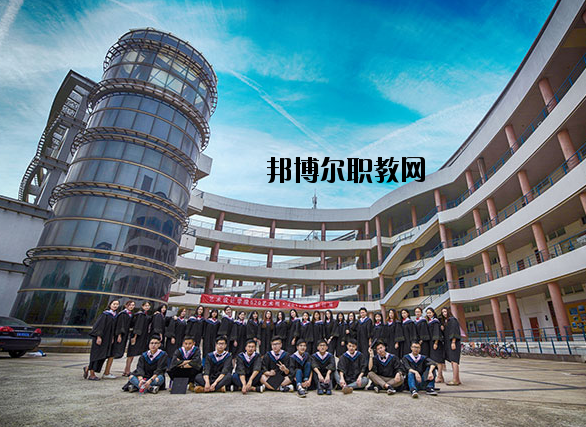 南京財(cái)經(jīng)大學(xué)怎么樣、好不好