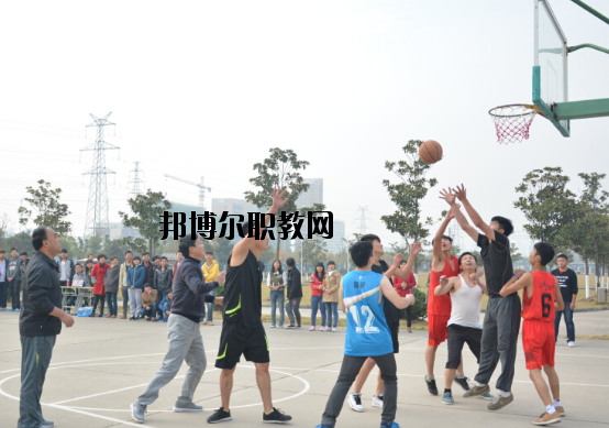 合肥市公交技工學校2022年報名條件、招生要求、招生對象