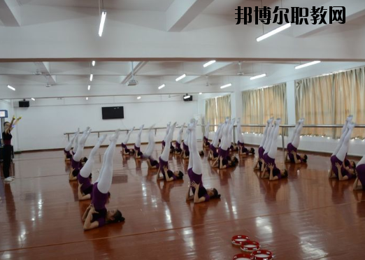 贛縣職業(yè)中等專(zhuān)業(yè)學(xué)校2020年招生辦聯(lián)系電話