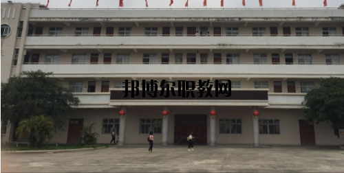 陸豐技工學(xué)校2020年報名條件、招生要求、招生對象