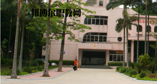 廣州建筑工程職業(yè)學(xué)校2020年報名條件、招生要求、招生對象