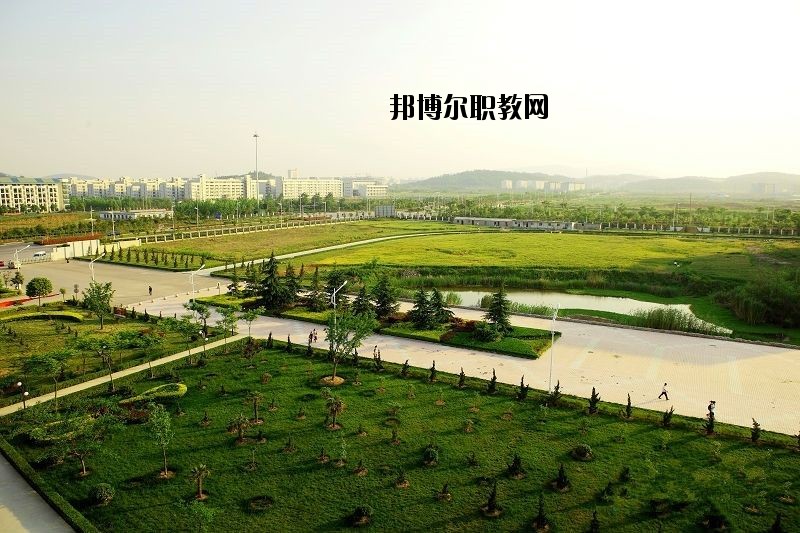 云夢(mèng)中等職業(yè)技術(shù)學(xué)校2020年報(bào)名條件、招生要求、招生對(duì)象