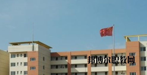 承德華中管理中專學(xué)校2020年報(bào)名條件、招生要求、招生對象 