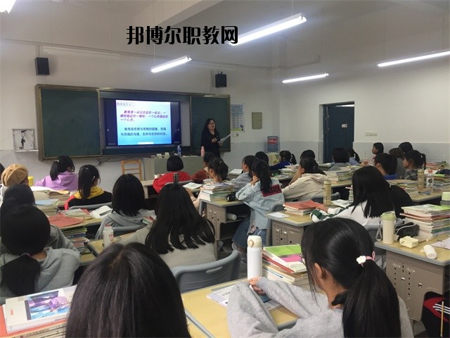 江西景德鎮(zhèn)機(jī)電工程學(xué)校2020年報(bào)名條件、招生要求、招生對(duì)象 