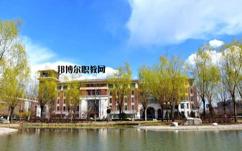 京山衛(wèi)生學校2020年報名條件、招生要求、招生對象