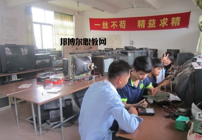 廣東農墾茂名技工學校怎么樣、好不好