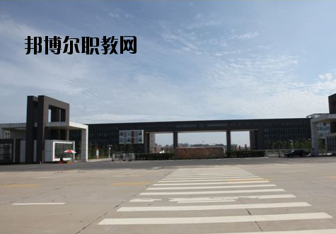 江西建設(shè)工程學(xué)校2020年報(bào)名條件、招生要求、招生對(duì)象
