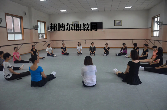 南昌青山湖區(qū)職業(yè)技術(shù)學(xué)校2020年報名條件、招生要求、招生對象 