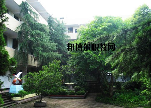內(nèi)江求是職業(yè)技術(shù)學校怎么樣、好不好
